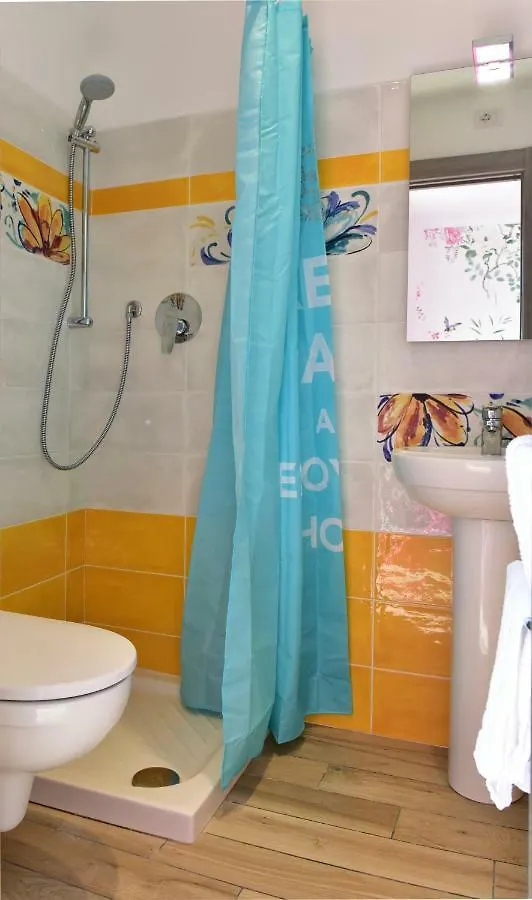 Agriturismo Un Mare Di Fiori Ventimiglia Bauernhof