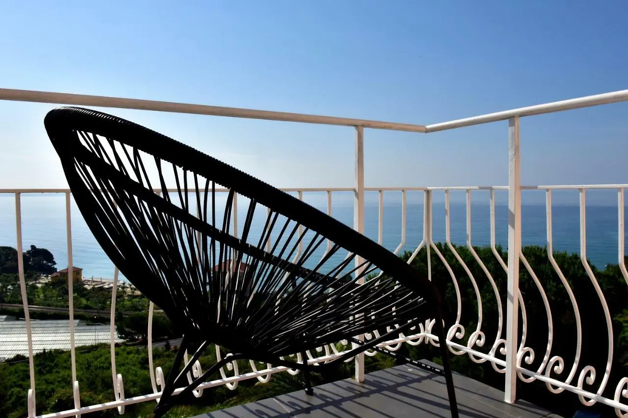 Agriturismo Un Mare Di Fiori Ventimiglia Bauernhof