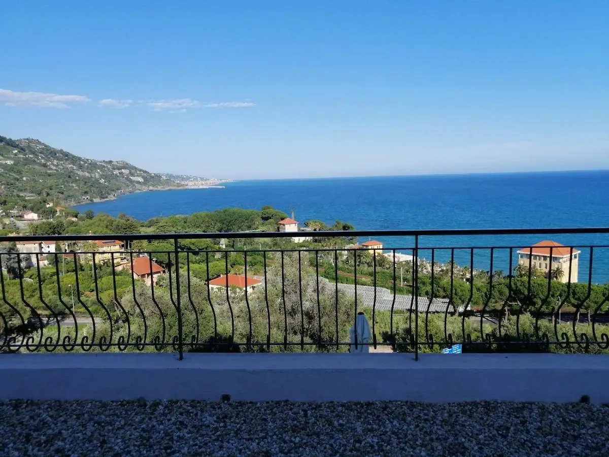 ונטימיגליה Agriturismo Un Mare Di Fiori 0*,  איטליה