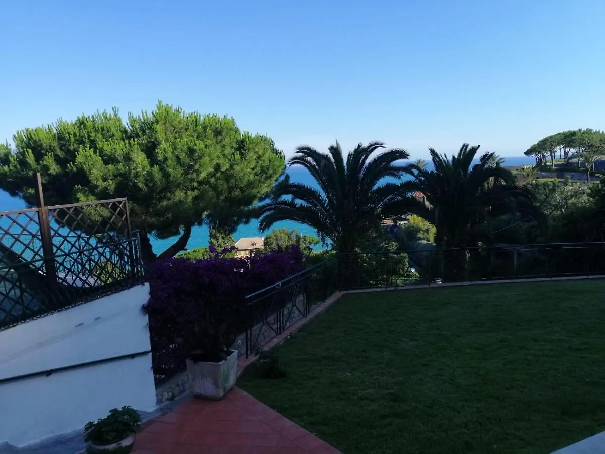 ונטימיגליה Agriturismo Un Mare Di Fiori