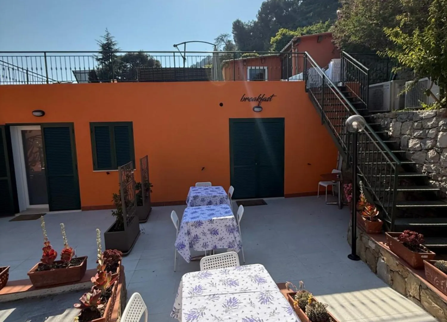 ונטימיגליה Agriturismo Un Mare Di Fiori